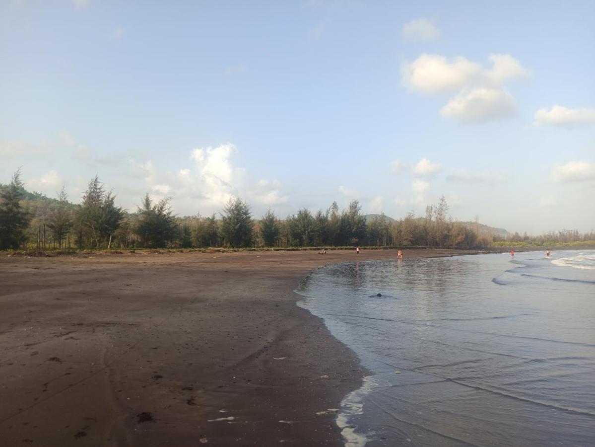 Priyansh Home Stay Harihareshwar المظهر الخارجي الصورة