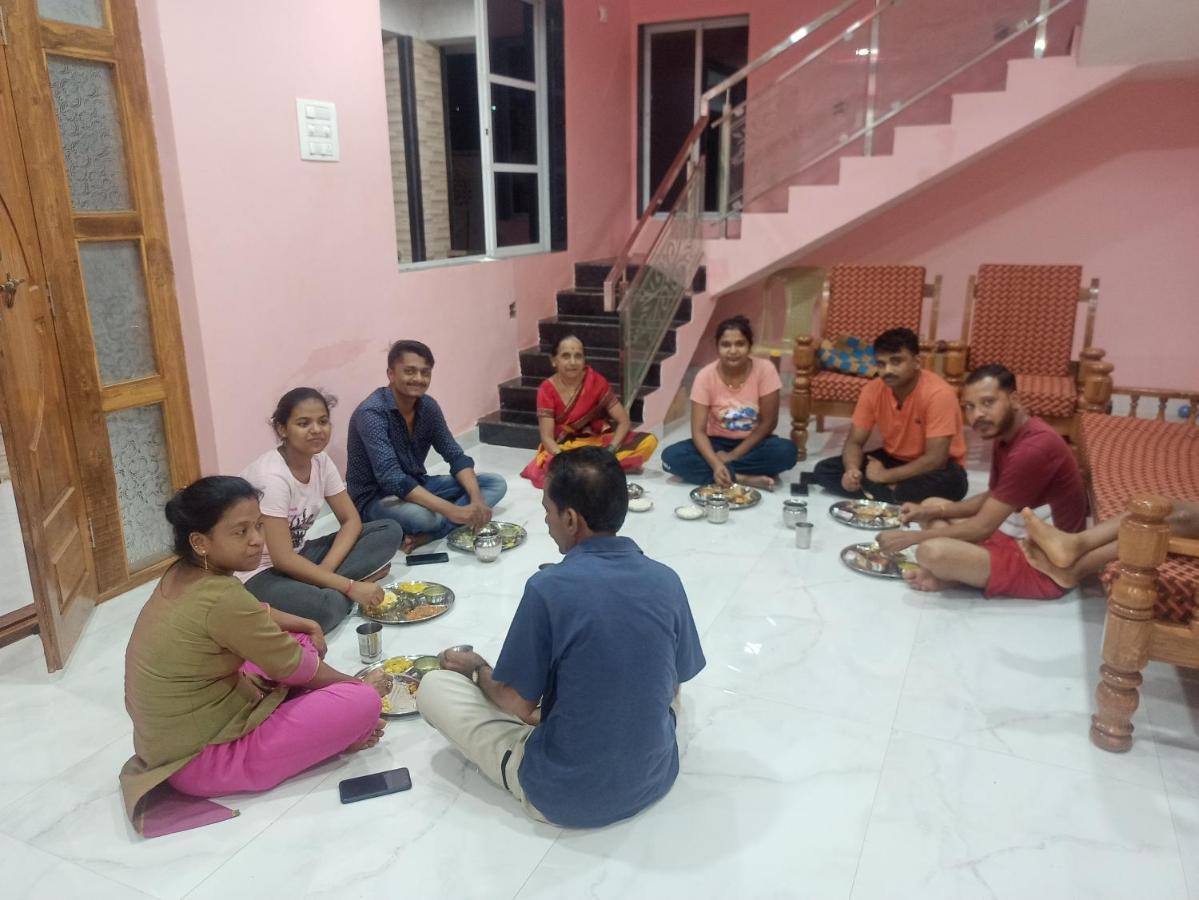 Priyansh Home Stay Harihareshwar المظهر الخارجي الصورة